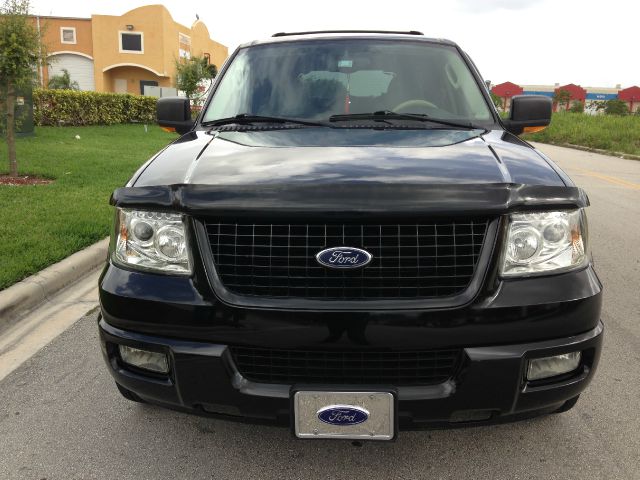 2004 Ford Expedition 2dr HB Man Spec