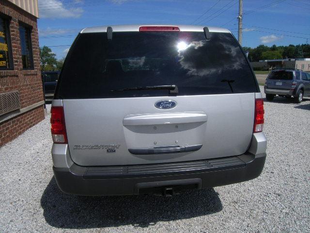 2004 Ford Expedition MOON BOSE Quads
