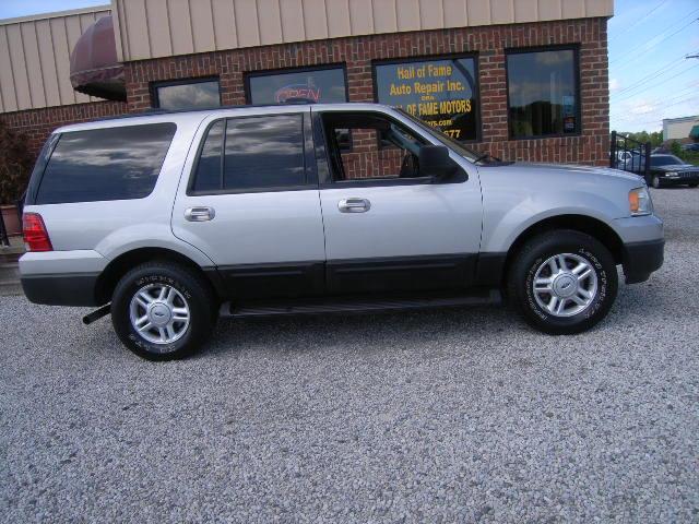 2004 Ford Expedition MOON BOSE Quads