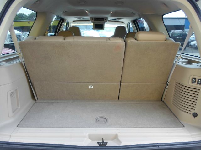 2004 Ford Expedition EX-L 4WD AT