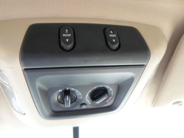 2004 Ford Expedition EX-L 4WD AT