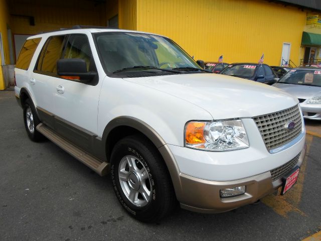 2004 Ford Expedition EX-L 4WD AT