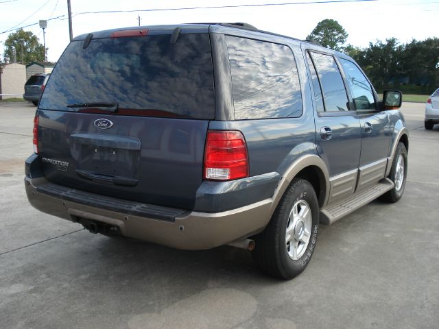 2004 Ford Expedition MOON BOSE Quads