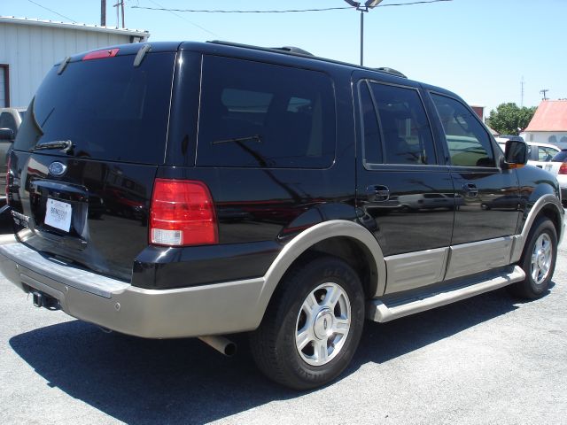 2004 Ford Expedition 2dr HB Man Spec