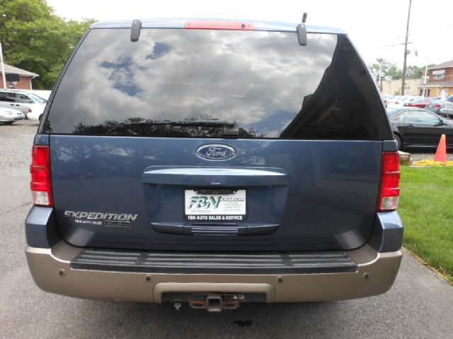 2004 Ford Expedition EX-L 4WD AT