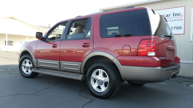 2004 Ford Expedition 2dr HB Man Spec