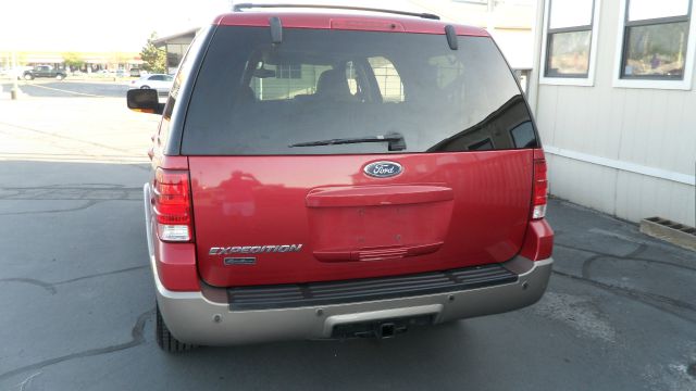 2004 Ford Expedition 2dr HB Man Spec