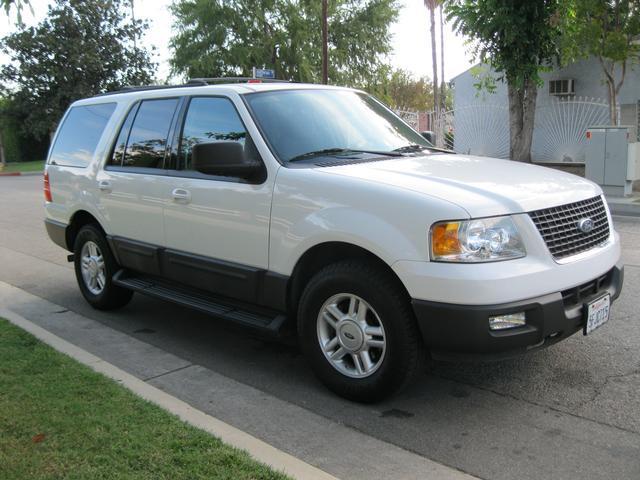 2004 Ford Expedition ESi