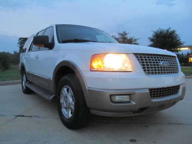 2004 Ford Expedition MOON BOSE Quads