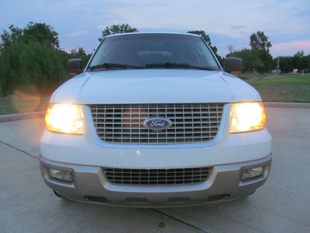 2004 Ford Expedition MOON BOSE Quads