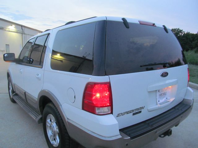 2004 Ford Expedition MOON BOSE Quads