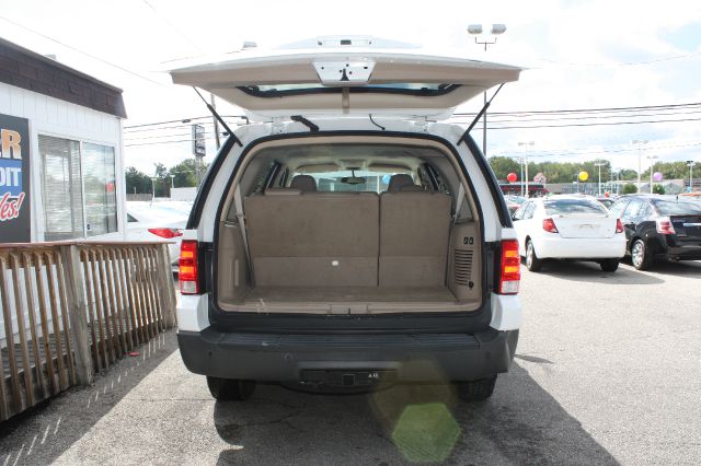 2004 Ford Expedition MOON BOSE Quads