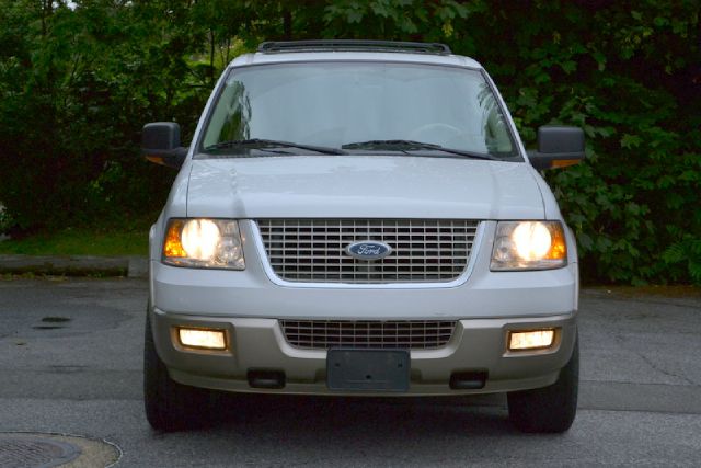 2004 Ford Expedition EX-L 4WD AT