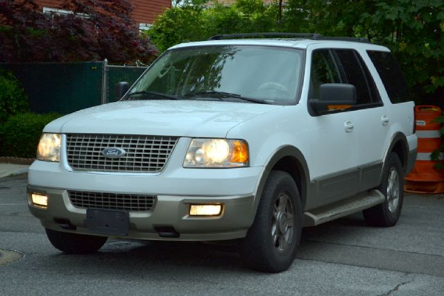 2004 Ford Expedition EX-L 4WD AT