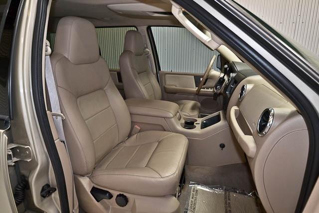 2004 Ford Expedition SL 4x4 Regular Cab