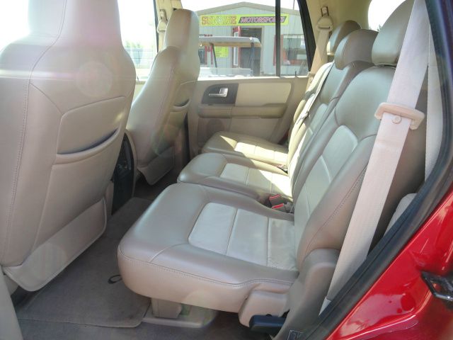 2004 Ford Expedition 2dr HB Man Spec