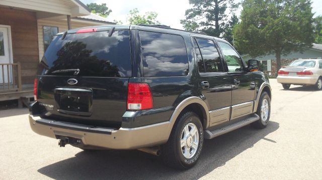 2004 Ford Expedition 2dr HB Man Spec