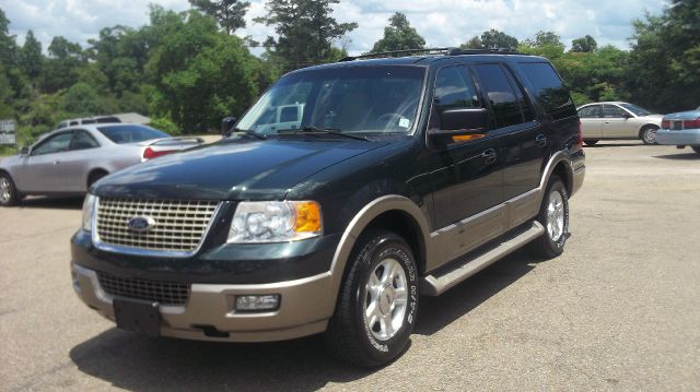 2004 Ford Expedition 2dr HB Man Spec