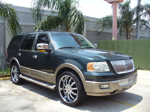 2004 Ford Expedition MOON BOSE Quads