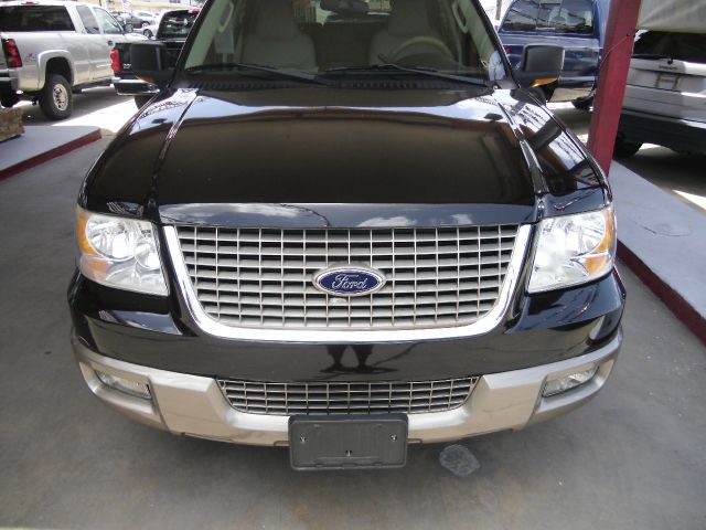 2004 Ford Expedition 2dr HB Man Spec