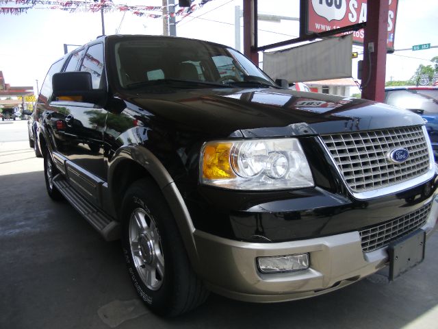 2004 Ford Expedition 2dr HB Man Spec