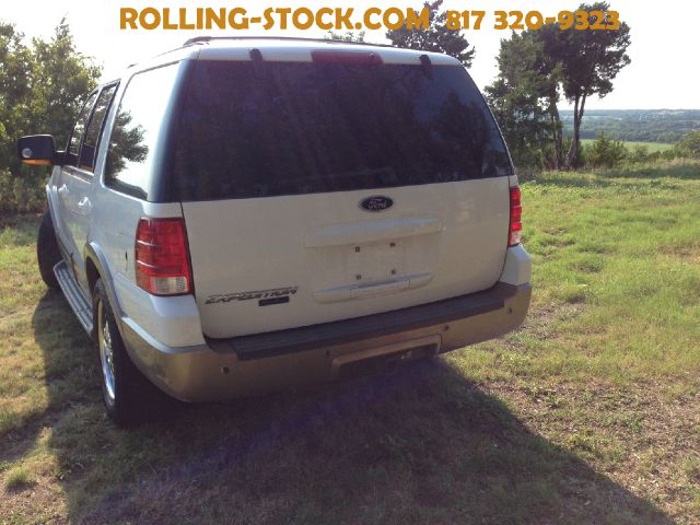 2004 Ford Expedition 2dr HB Man Spec
