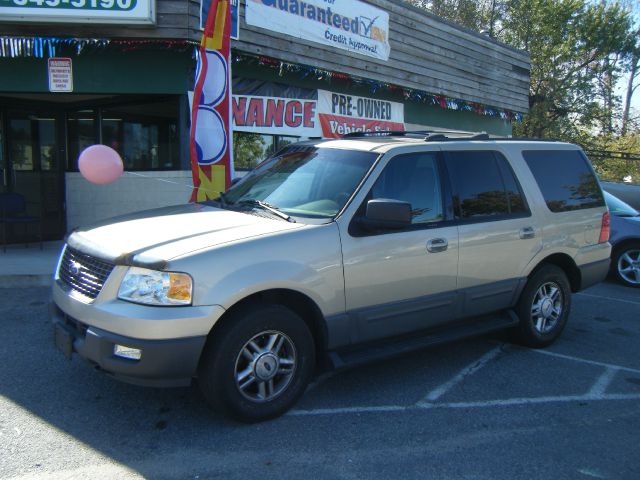 2004 Ford Expedition MOON BOSE Quads