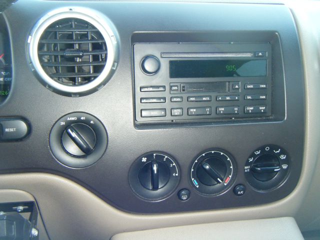 2004 Ford Expedition MOON BOSE Quads