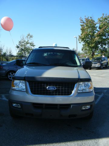 2004 Ford Expedition MOON BOSE Quads