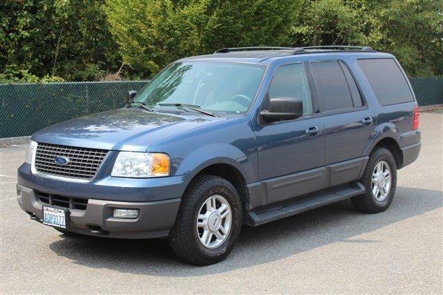 2004 Ford Expedition ESi