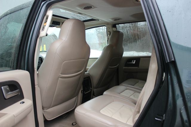 2004 Ford Expedition EX-L 4WD AT