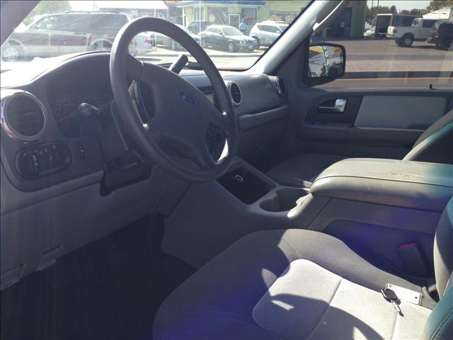 2004 Ford Expedition MOON BOSE Quads