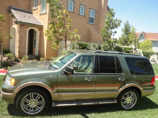 2004 Ford Expedition XL XLT Work Series