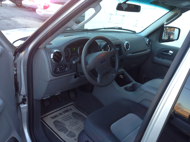 2005 Ford Expedition SL 4x4 Regular Cab
