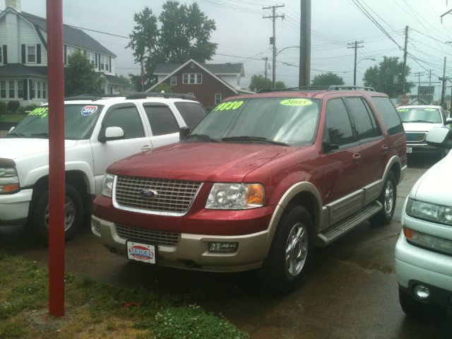 2005 Ford Expedition E320 - Extra Sharp