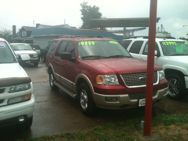 2005 Ford Expedition E320 - Extra Sharp