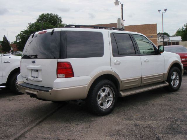 2005 Ford Expedition E320 - Extra Sharp