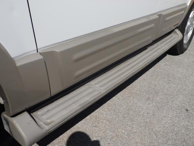 2005 Ford Expedition XL XLT Work Series