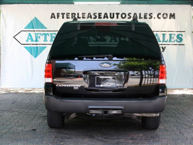 2005 Ford Expedition 4x4 Coupe