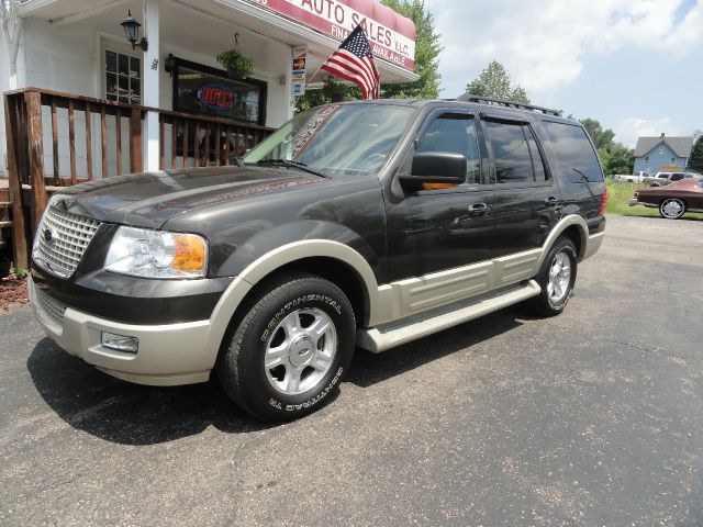 2005 Ford Expedition E320 - Extra Sharp
