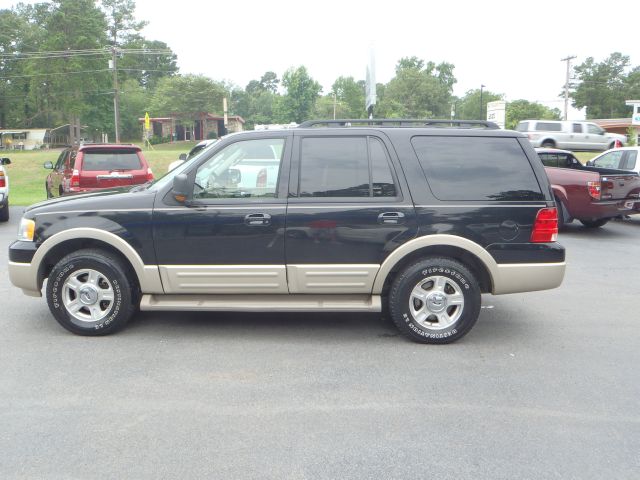 2005 Ford Expedition E320 - Extra Sharp