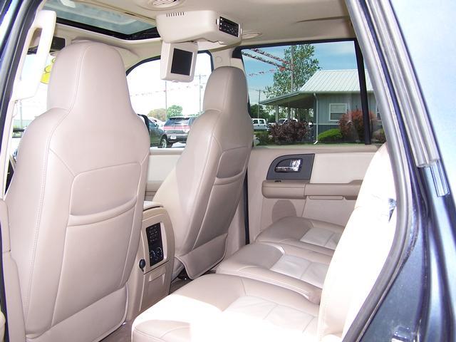 2005 Ford Expedition EX-L 4WD AT