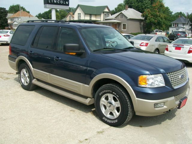 2005 Ford Expedition E320 - Extra Sharp