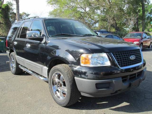2005 Ford Expedition Reg Cab 159.5 WB C5B