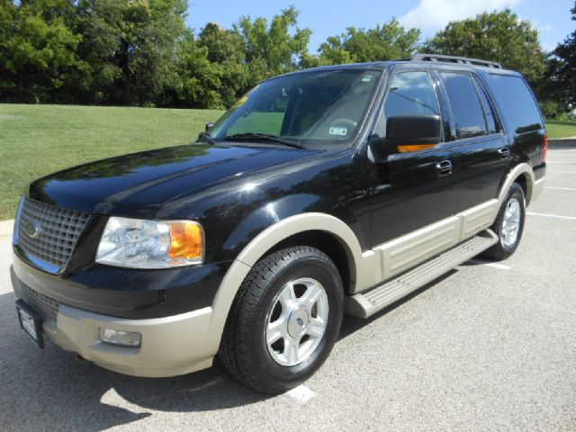 2005 Ford Expedition E320 - Extra Sharp
