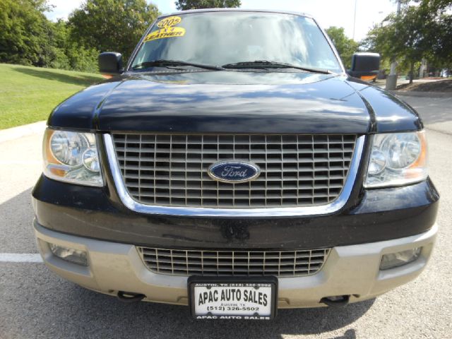 2005 Ford Expedition E320 - Extra Sharp