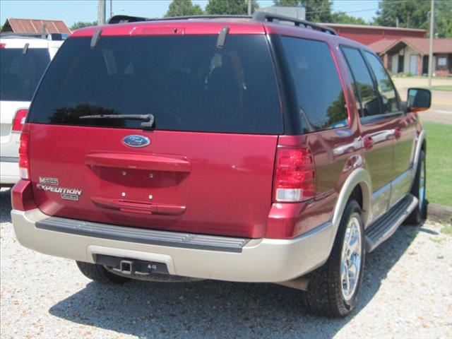 2005 Ford Expedition Touring Sedan