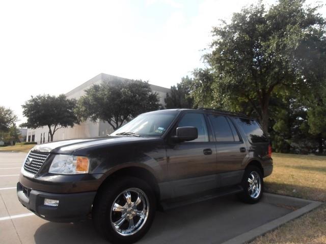 2005 Ford Expedition ESi