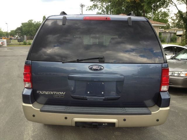 2005 Ford Expedition T6 Turbo AWD
