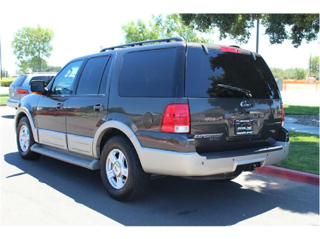 2006 Ford Expedition E320 - Extra Sharp